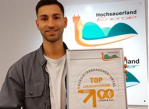 Die HochsauerlandEnergie GmbH (HE) ist „Top-Lokalversorger Strom & Gas 2024“: Das unabhängige Energieverbraucherportal hat das heimische Kommunalunternehmen mit diesem Qualitätssiegel zertifiziert.