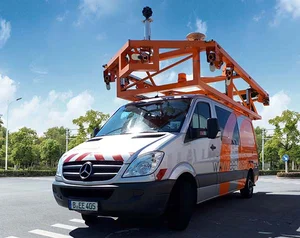 Im Auftrag der Gemeinde Bestwig erfasst das orange-silberne Messfahrzeug des Berliner Unternehmens eagle eye technologies im September die öffentlichen Straßen im Gemeindegebiet.