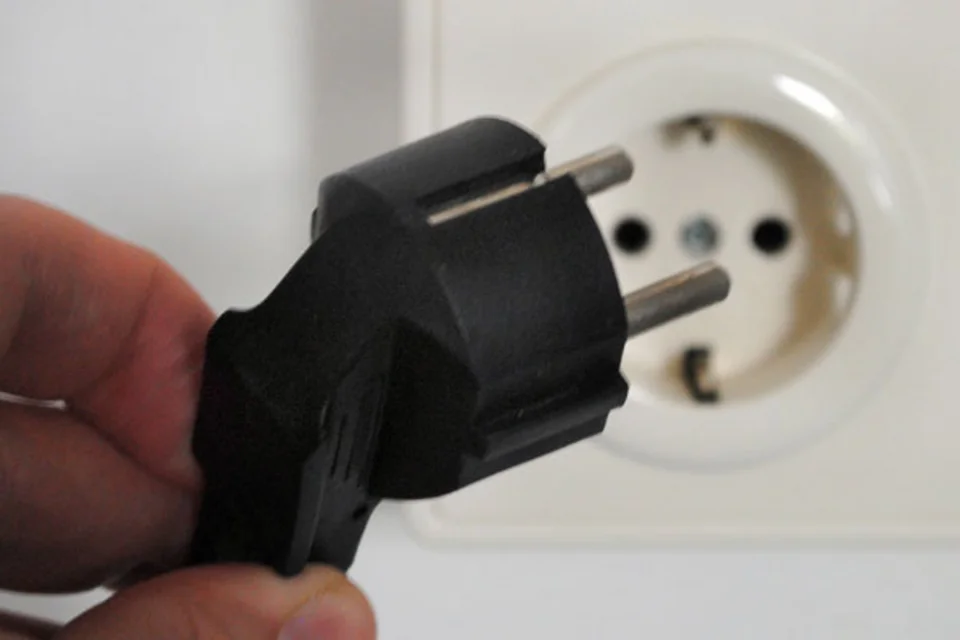 Stromstecker mit Steckdose