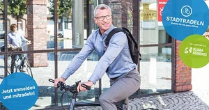 Mann auf einem Fahrrad