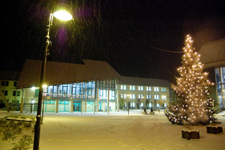 Rathaus Bestwig im Winter