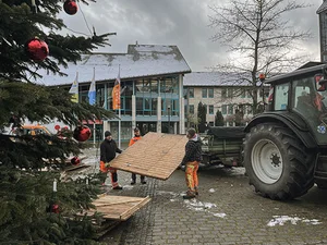Vorbereitung auf den Weihnachtsmarkt