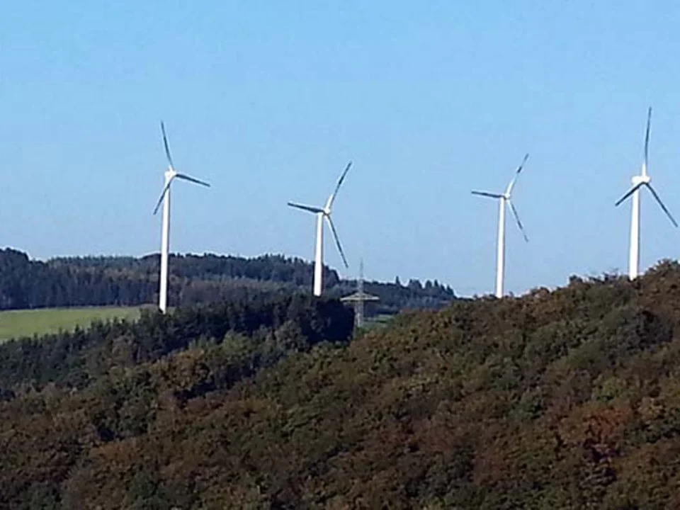 Windkraftanlagen über Bestwig
